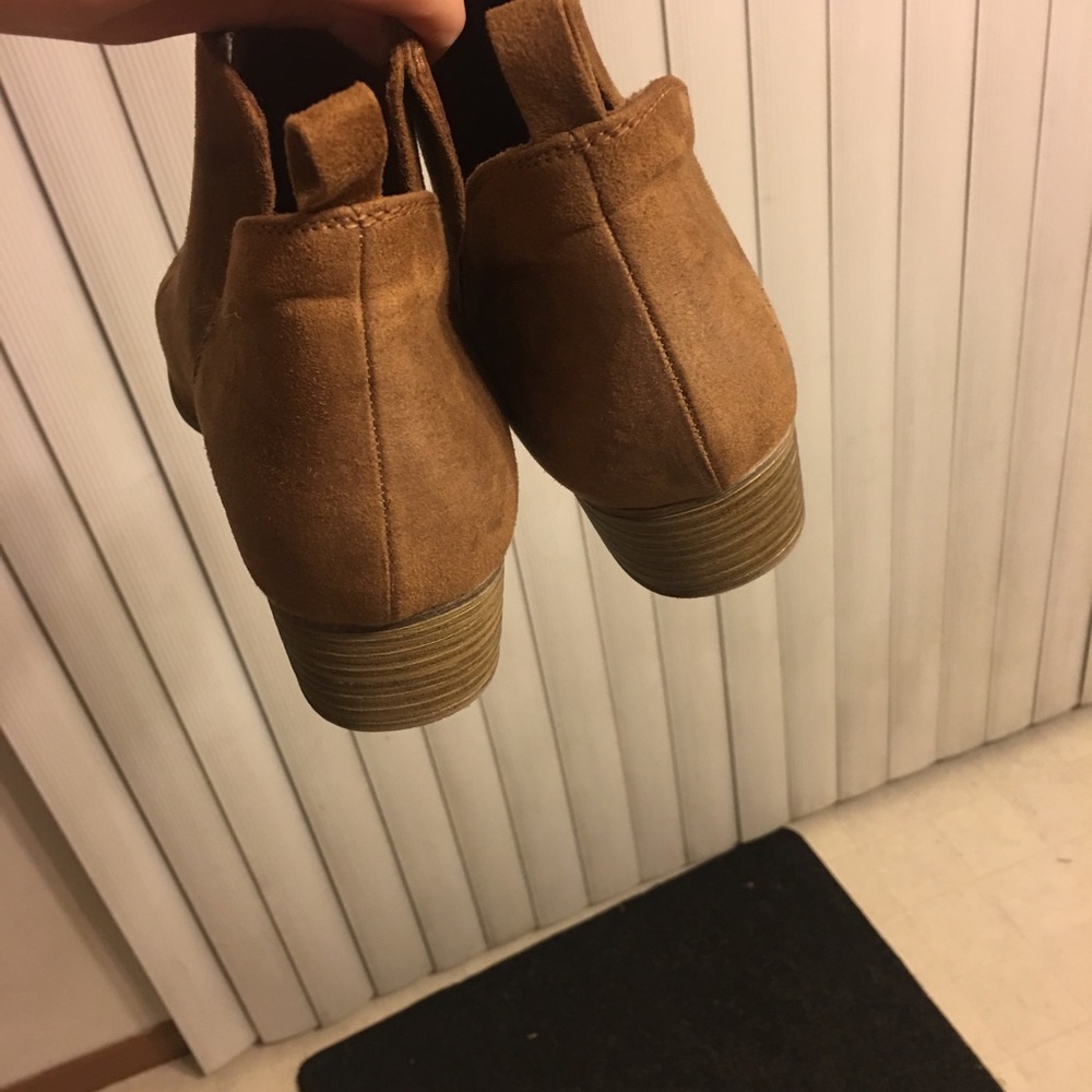Booties - Picture 3 of 6